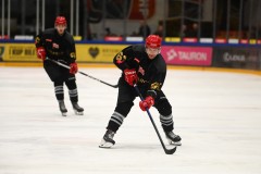 03012026HEL008