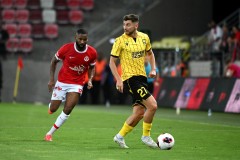 MISZKOLC 06.08.2026
PIERWSZY MECZ III RUNDA ELIMINACJYJNA LIGA KONFERENCJI SEZON 2026/27: HAPOEL TEL AVIV - GKS KATOWICE --- UEFA CONFERENCE LEAGUE THIRD QUALIFYING ROUND FIRST MATCH: HAPOEL TEL AVIV - GKS KATOWICE

FOT. KRZYSZTOF HELIOS/400MM