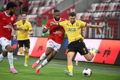 MISZKOLC 06.08.2026
PIERWSZY MECZ III RUNDA ELIMINACJYJNA LIGA KONFERENCJI SEZON 2026/27: HAPOEL TEL AVIV - GKS KATOWICE --- UEFA CONFERENCE LEAGUE THIRD QUALIFYING ROUND FIRST MATCH: HAPOEL TEL AVIV - GKS KATOWICE

FOT. KRZYSZTOF HELIOS/400MM