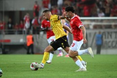MISZKOLC 06.08.2026
PIERWSZY MECZ III RUNDA ELIMINACJYJNA LIGA KONFERENCJI SEZON 2026/27: HAPOEL TEL AVIV - GKS KATOWICE --- UEFA CONFERENCE LEAGUE THIRD QUALIFYING ROUND FIRST MATCH: HAPOEL TEL AVIV - GKS KATOWICE

FOT. KRZYSZTOF HELIOS/400MM