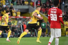 KATOWICE
DRUGI MECZ III RUNDA ELIMINACJYJNA LIGA KONFERENCJI SEZON 2026/27: GKS KATOWICE - HAPOEL TEL AWIW --- UEFA CONFERENCE LEAGUE THIRD QUALIFYING ROUND SECOND MATCH: GKS KATOWICE - HAPOEL TEL AVIV

FOT. KRZYSZTOF HELIOS/400MM