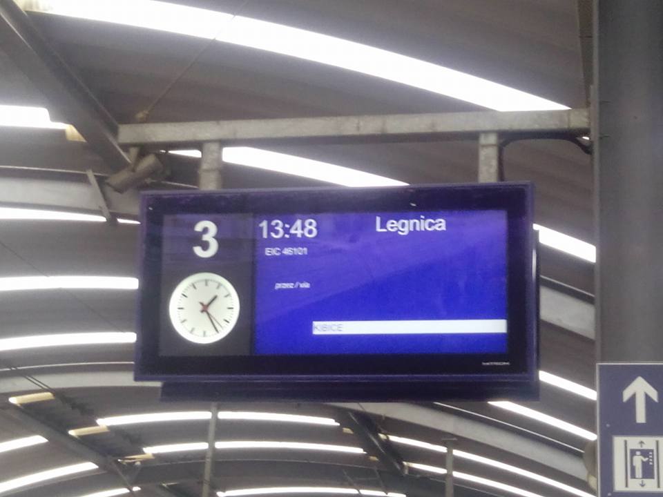 Legnica - odjazd pociągu. PKP